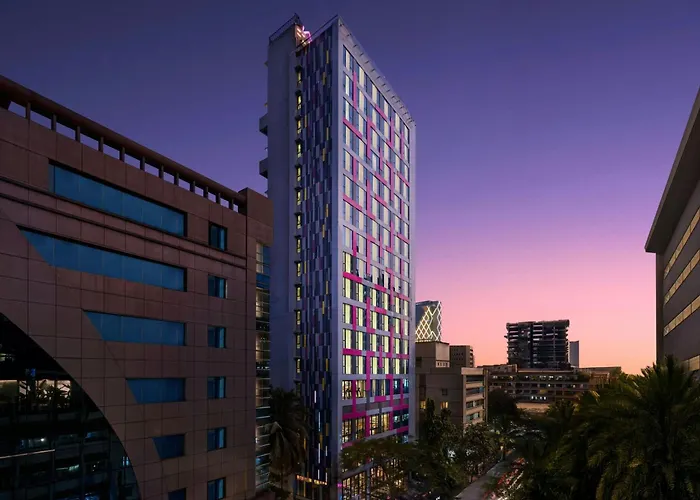 Moxy Mumbai Andheri West, By Marriott